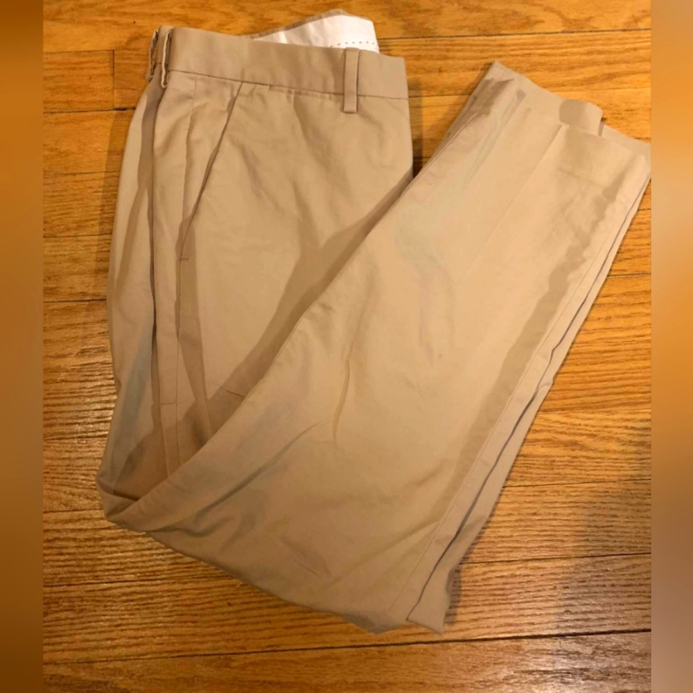 31/30 Express Khaki Pants